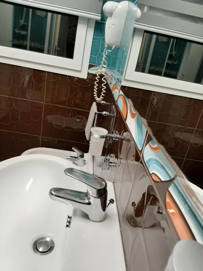 Venezia Suite Apartment Міра Екстер'єр фото