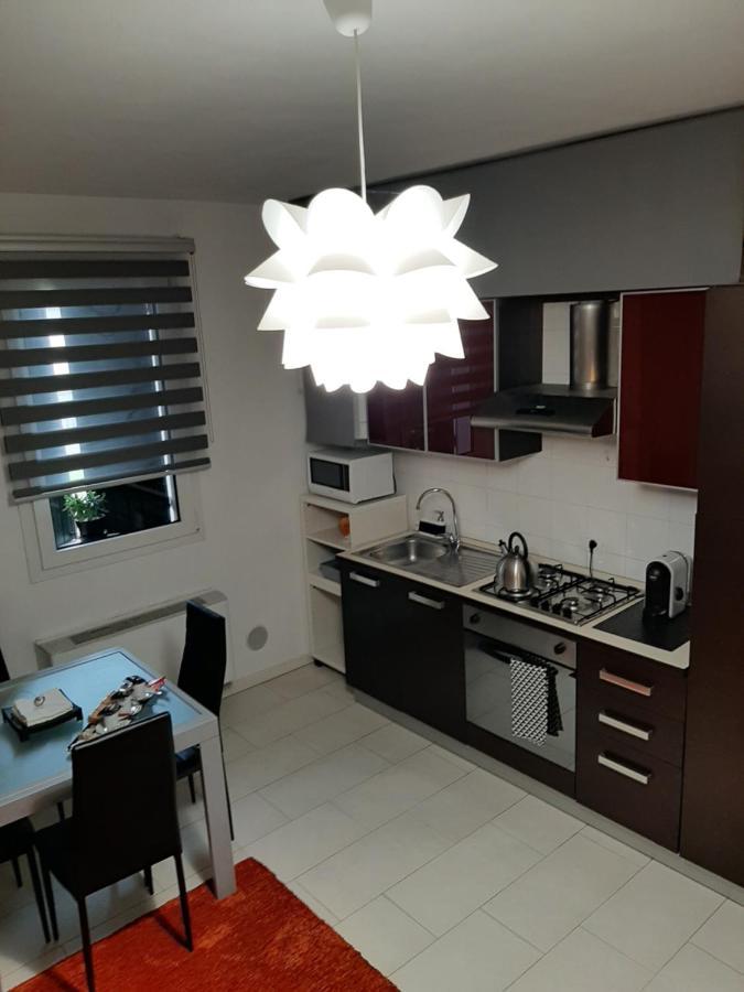 Venezia Suite Apartment Міра Екстер'єр фото